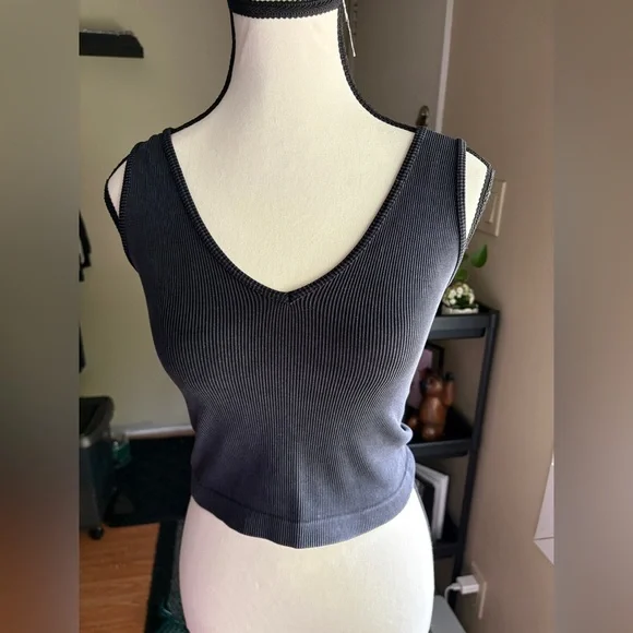 Grey Ribbed Tank Top - Picture 3 of 7